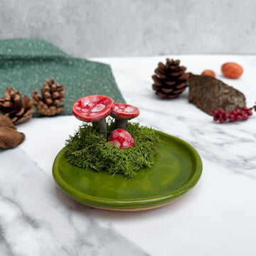 Saucer with fly agaric jewellery holder, jewellery stand, jewellery organiser, ring holder, ceramic jewellery holder, handmade ceramics